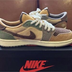 Nike Patchwork Low-Top Sneakers in Earth Tones